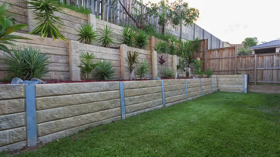 Professional retaining wall construction in Crawfordville, FL